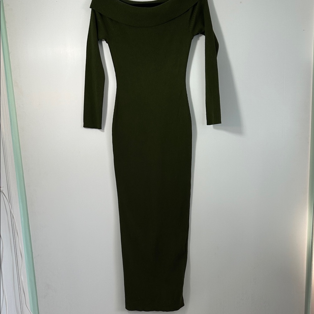 Pretty Garden Elegant Olive Green Off-Shoulder Dress
